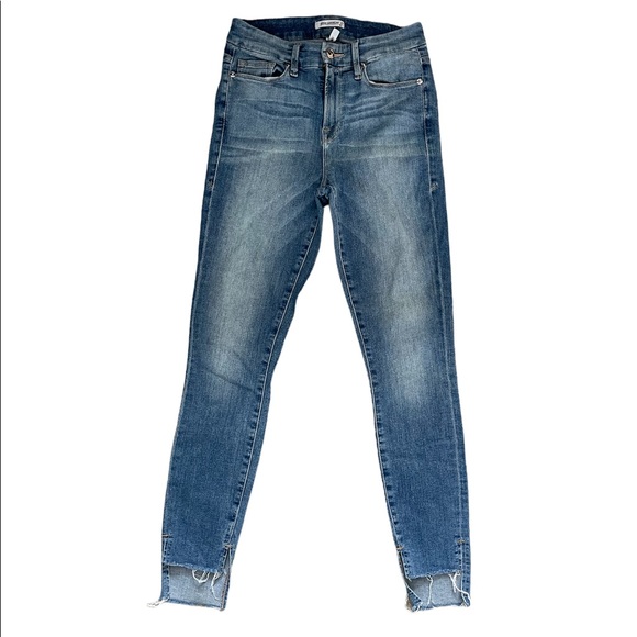 Good American | Light Wash Good Legs Step Hem High Waist Skinny Jeans Blue007 - Picture 5 of 5